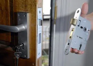 Aqua Locksmith Store Natick, MA 508-409-6420 - 6-Locks-Replace